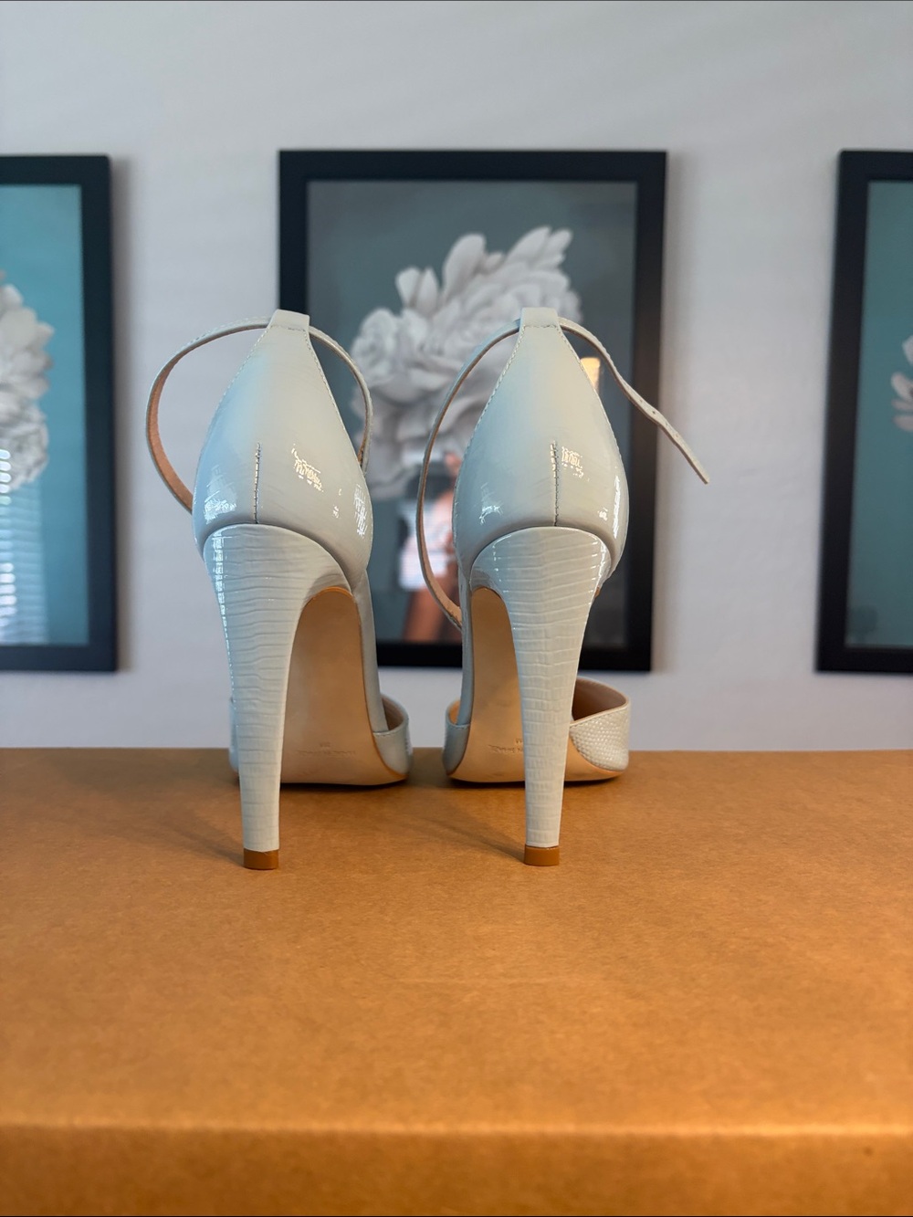 Steve Madden Light Blue Pointed Stilettos - Picture 3 of 4